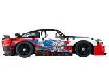 Конструктор Lego Technic NASCAR Next Gen Chevrolet Camaro ZL1 (42153) - изображение 3