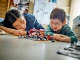 Конструктор Lego City Пит-стоп и пит-экипаж F1 с болидом Ferrari (60443) - изображение 9